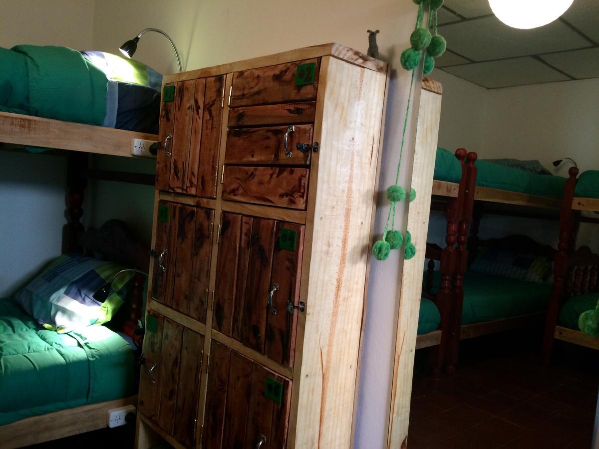 La Puerta Verde Hostel & Bar Умауака Екстериор снимка