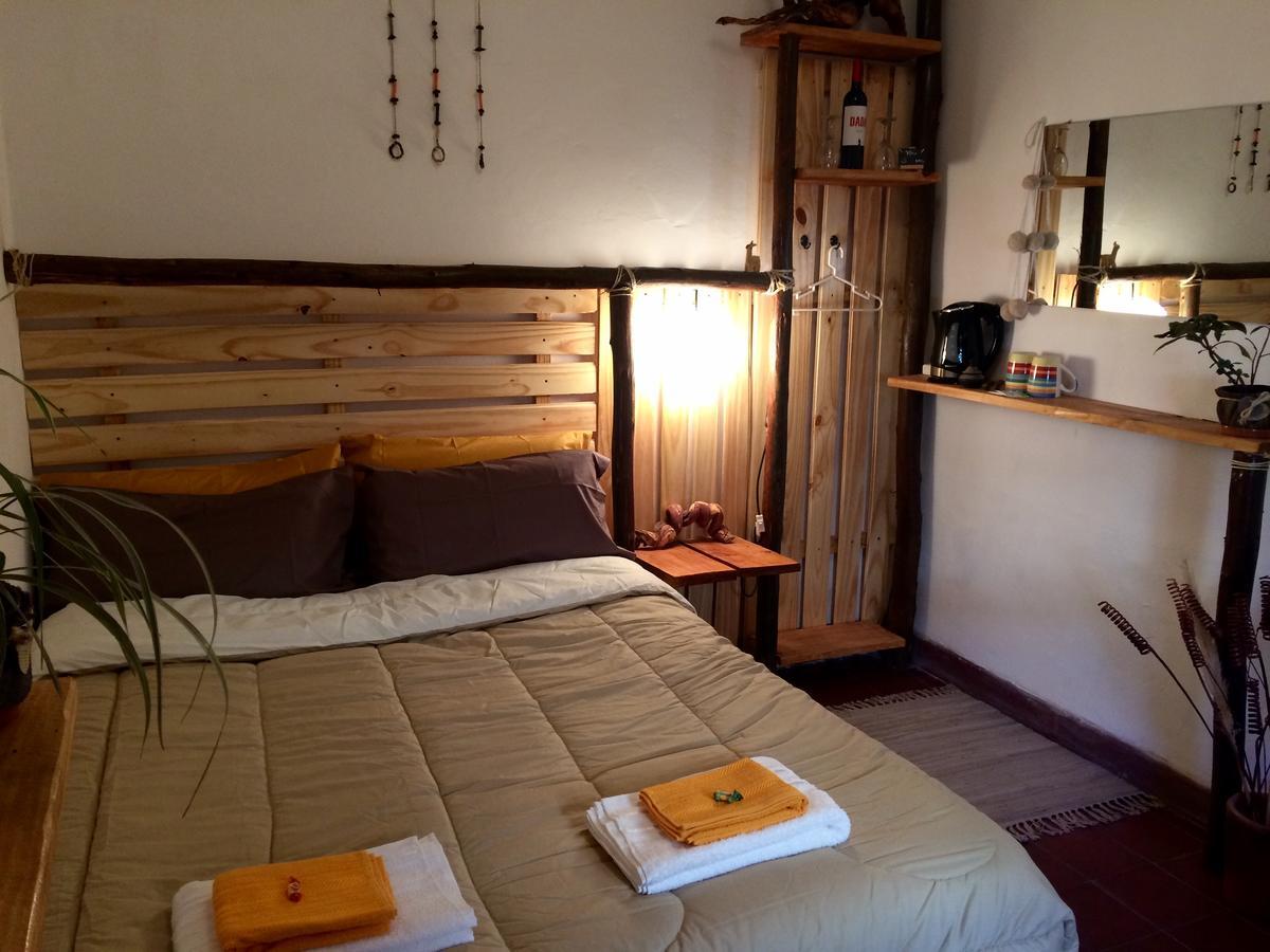 La Puerta Verde Hostel & Bar Умауака Екстериор снимка